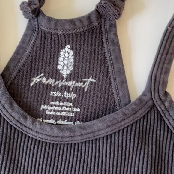 NWOT FREE PEOPLE HAPPINESS RUNS CROP - Picture 5 of 6